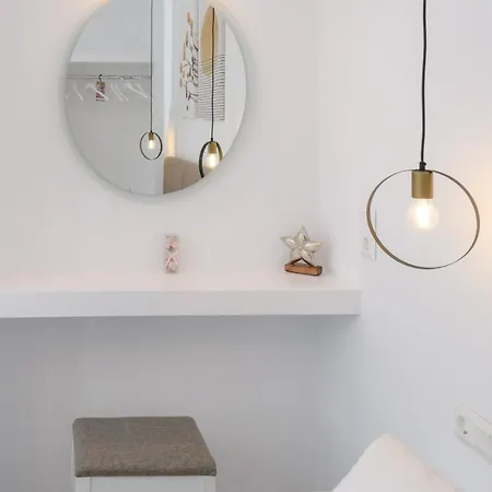 Sunny & Blue 2 Apartment