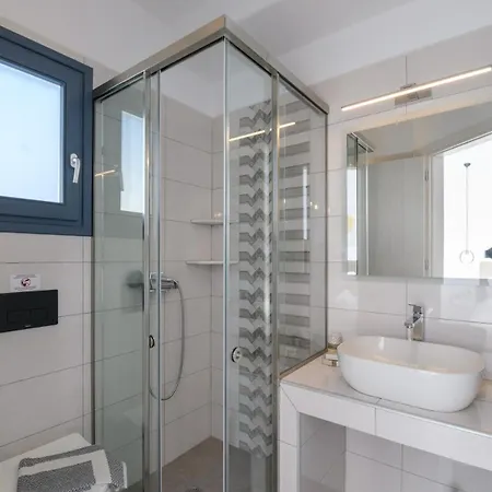 Apartment Sunny & Blue 2 Parasporos