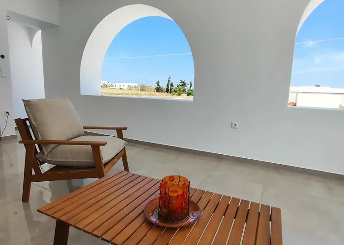 Апартаменты Sunny & Blue 2 Параспорос