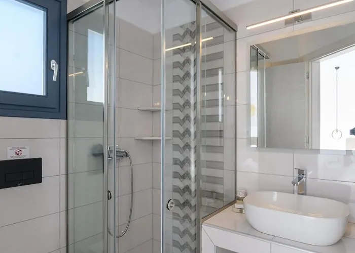 Апартаменты Sunny & Blue 2 Параспорос