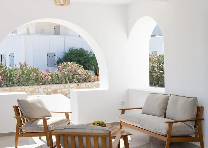 Sunny & Blue 2 Апартаменты Параспорос